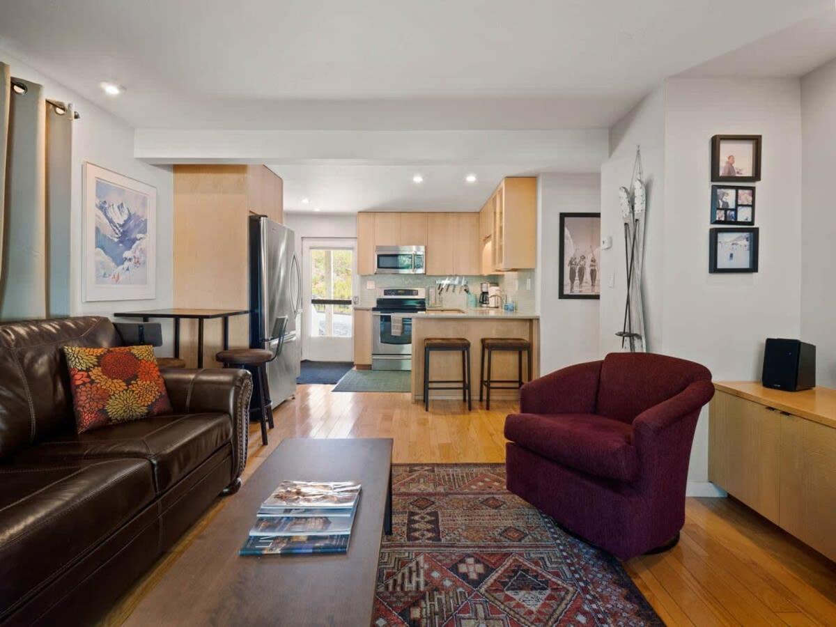 Relaxing 2 Bedroom Steps From Vail Resort 외부 사진