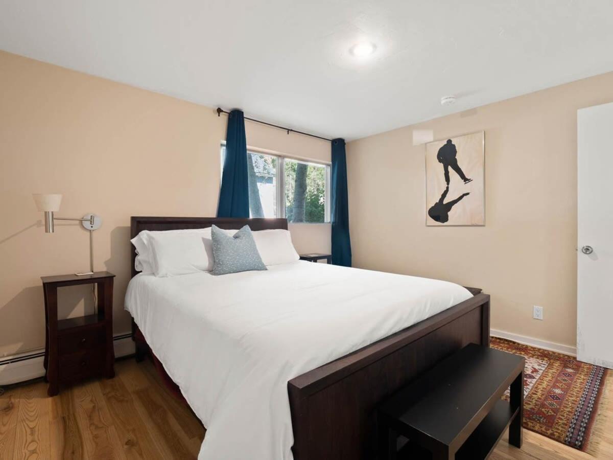 Relaxing 2 Bedroom Steps From Vail Resort 외부 사진