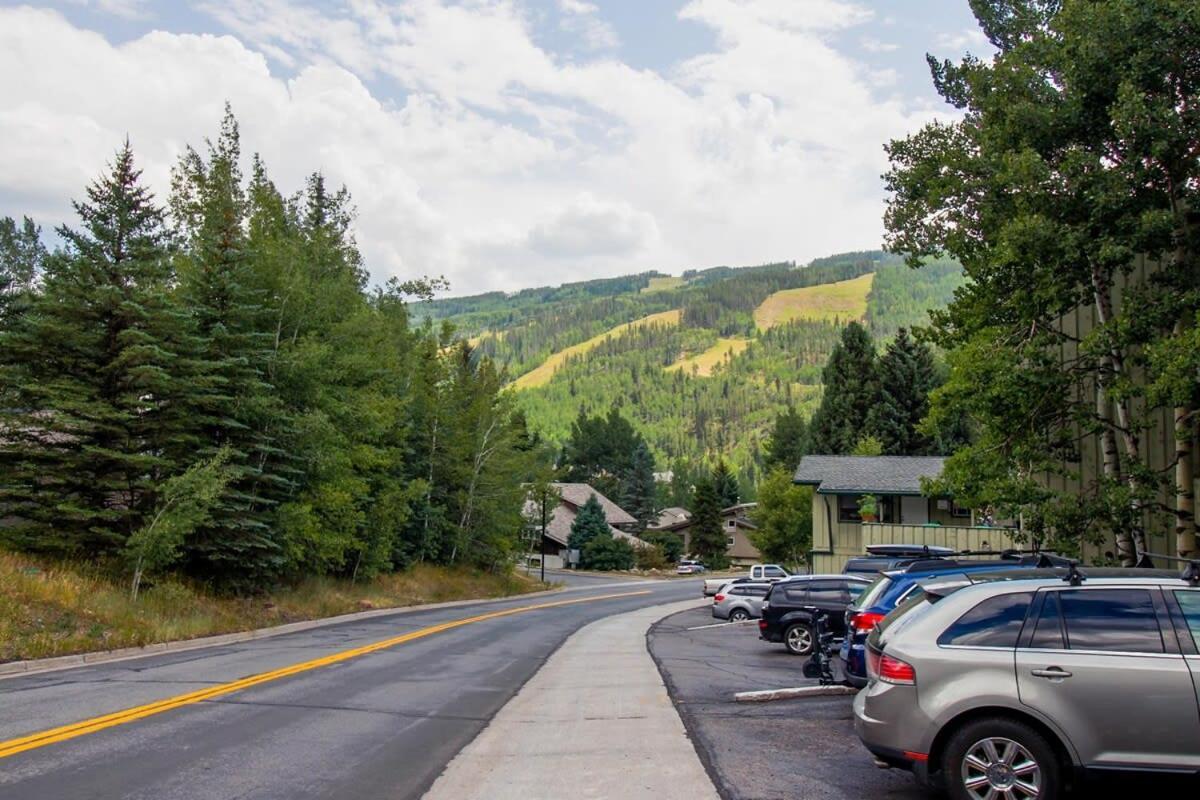 Relaxing 2 Bedroom Steps From Vail Resort 외부 사진
